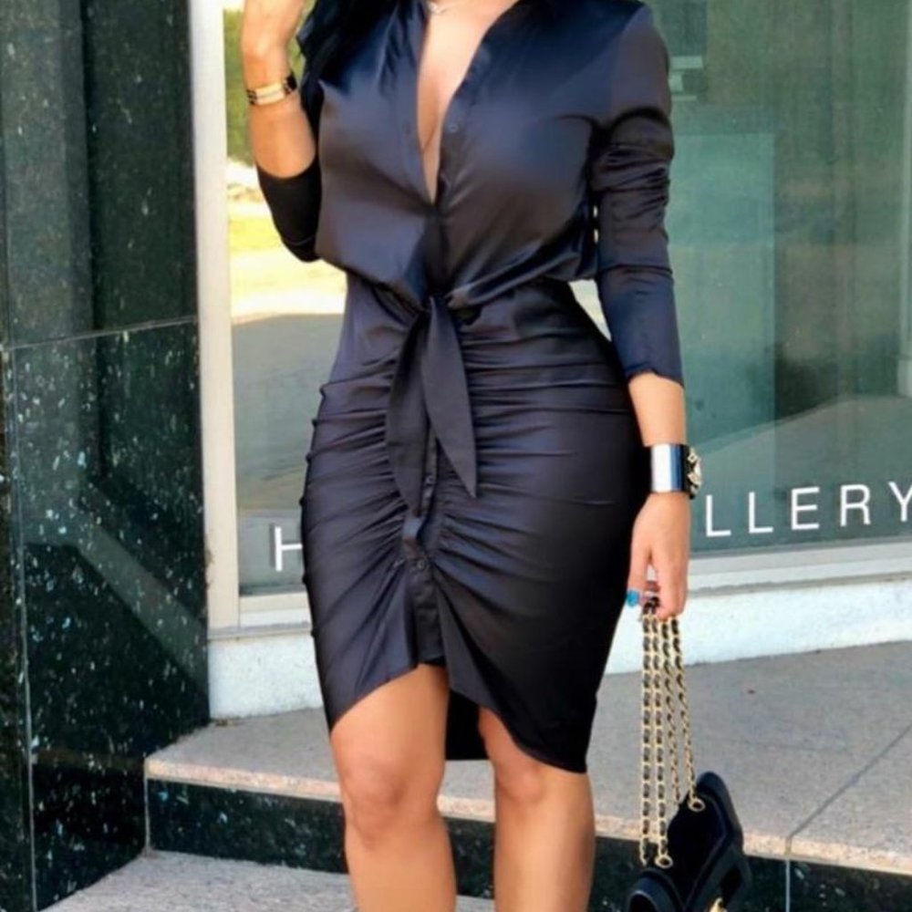 Lace-up Long Sleeve Midi Dress